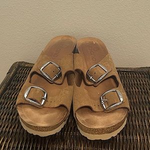 Yokono Leather buckle sandals size 9 made in Spain